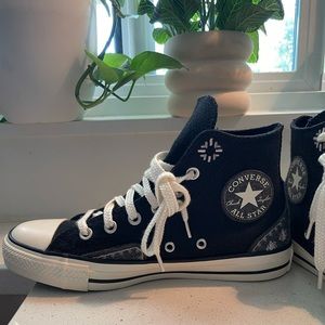 Chuck Taylor All Star floral embroidery sneakers